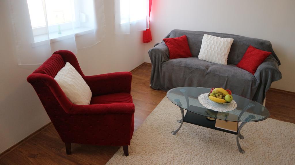 Eger Apartman Exterior photo